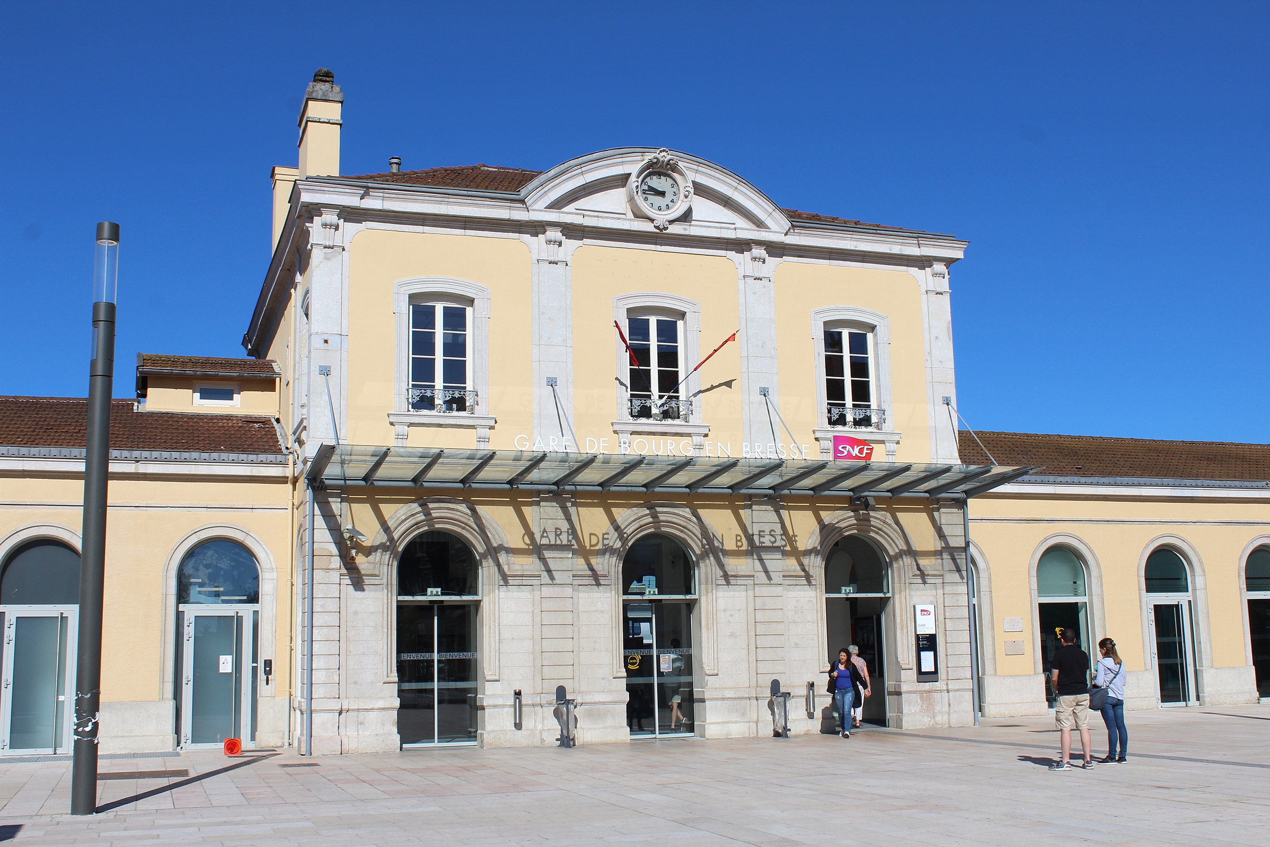 Gare de Bourg